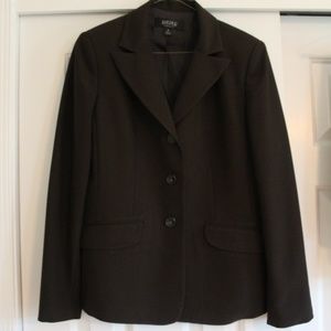 Dark Brown Kasper Suit Size 8 Jacket, Size 10 Pant